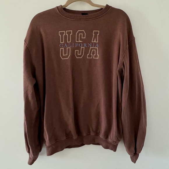 Urban Outfitters Embroidered Destination Crew Sweatshirt - Picture 1 of 1